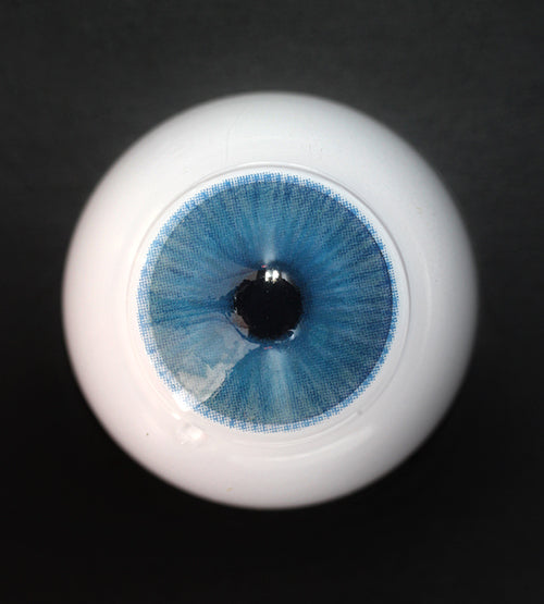 Preview of Uris Arctic Blue Colored Contacts on light eyes(before)
