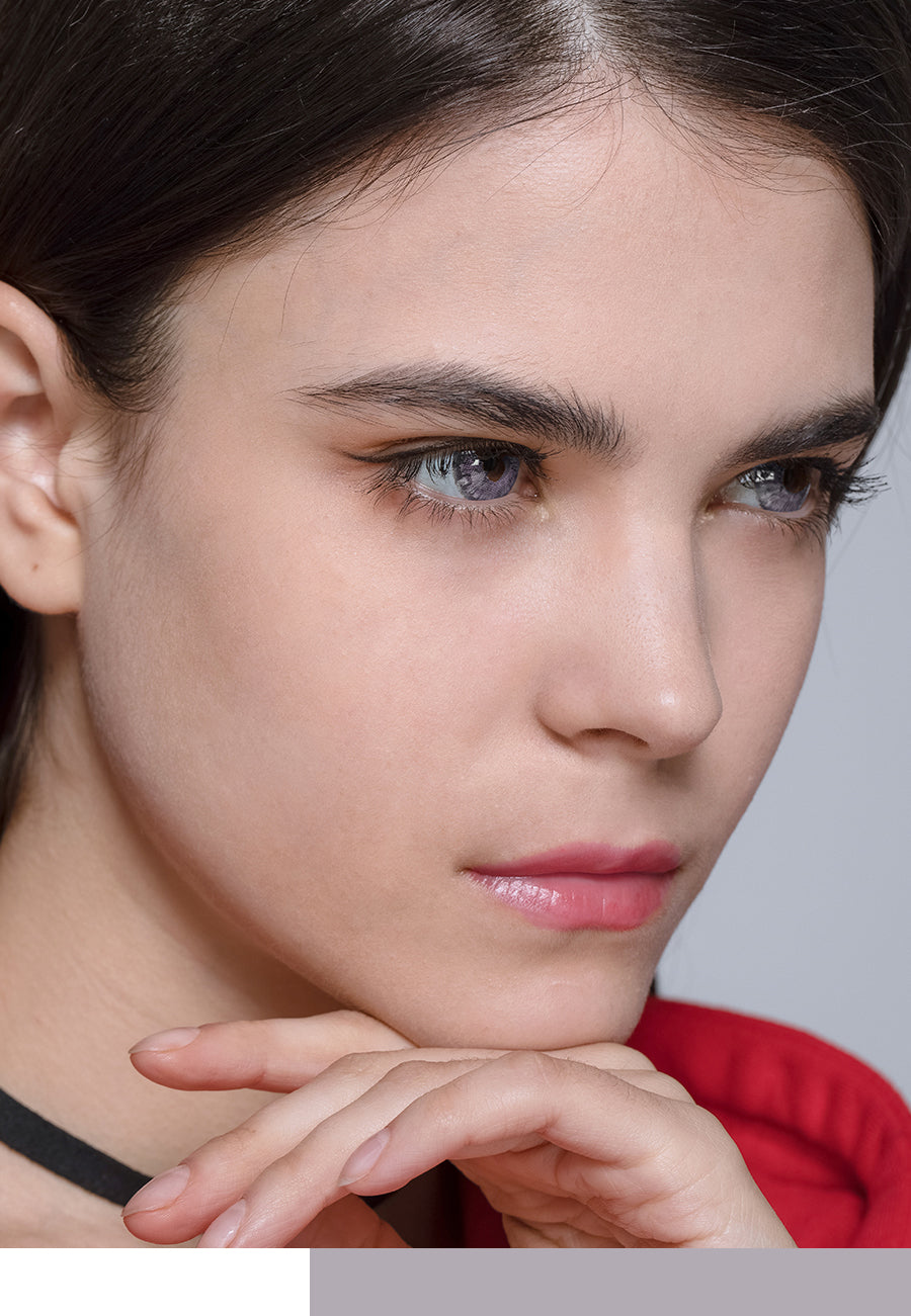 Super Series Grey colored contact on model from side look