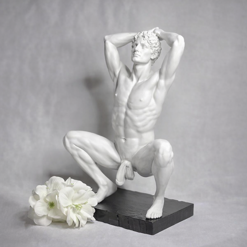 The Squatting Apollo Statue