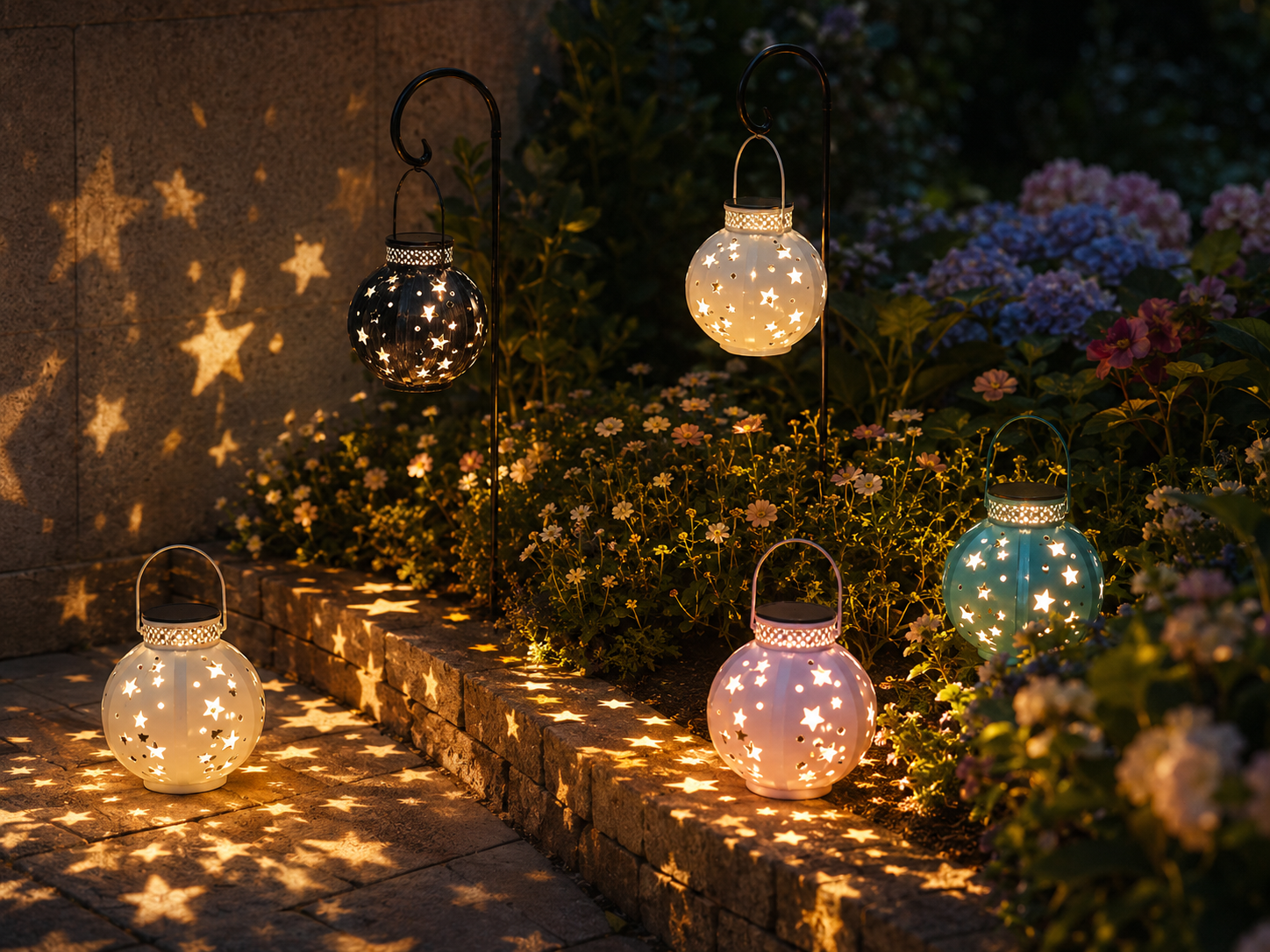 Solar-Powered Star Lantern – Outdoor Decorative LED Lantern for Garden, Patio, Pathway