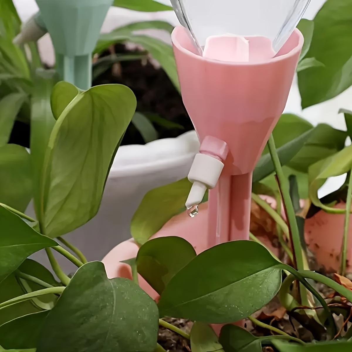 Home drip irrigation watering device for flowers, water dripper for lazy potted plants, water diffuser