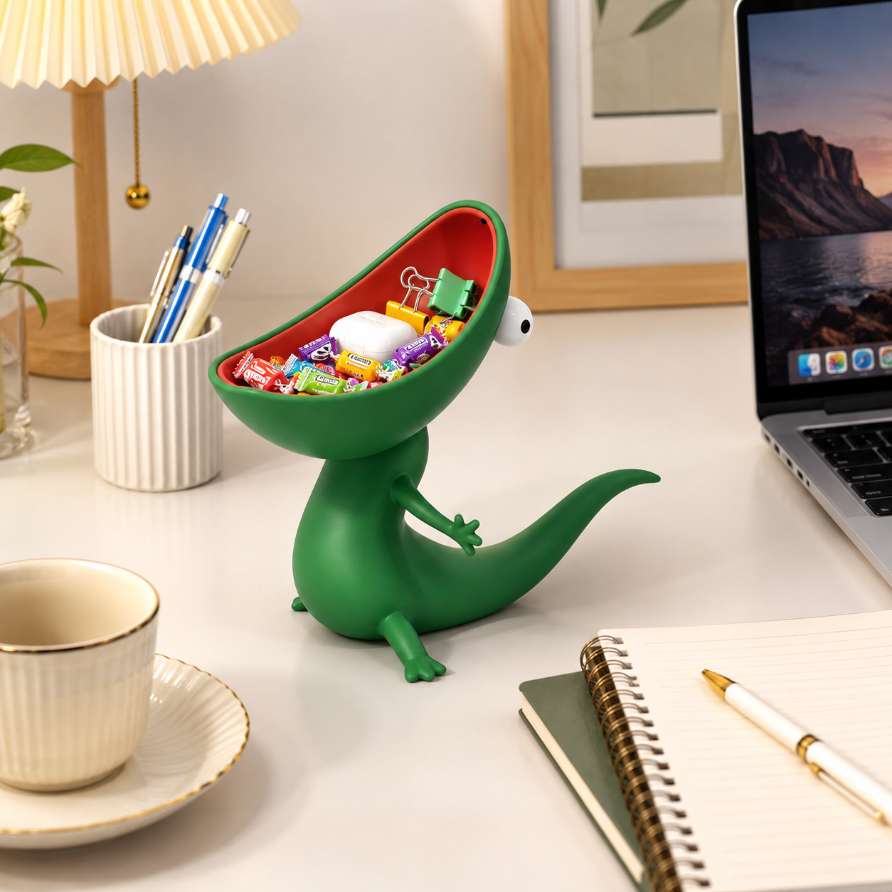Fun Lizard Desktop Organizer / Soap Holder – Cartoon Lizard Design for Keys, Candy, or Small Items