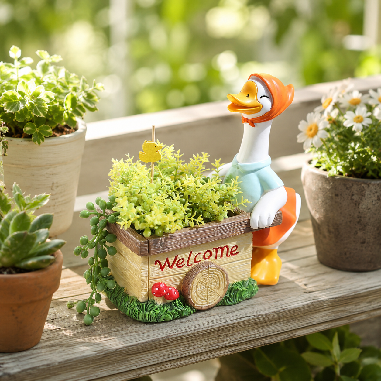 Farm Story Cartoon Goose Succulent Planter Pot, Cute Resin Goose Flower Pot for Desk, Shelf, Patio & Garden Decor