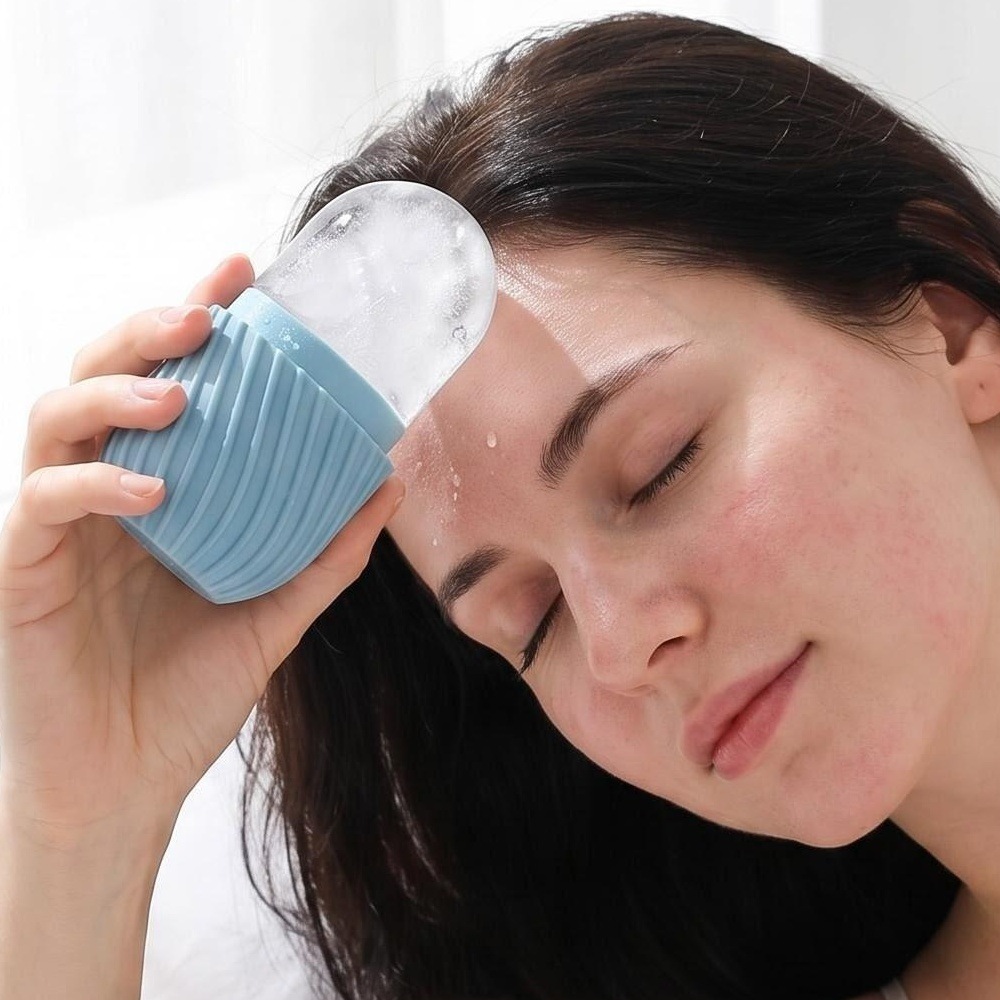 Facial Ice Cube Massager – Portable Silicone Ice Mold for Pores & Skin Care