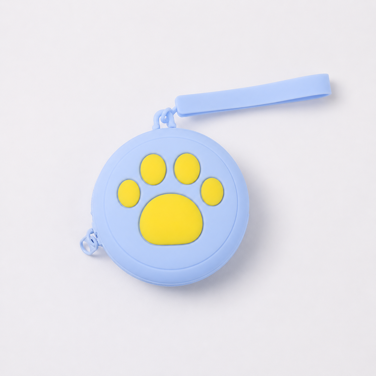 Compact Black Paws Pet Treat Pouch – Portable Dog & Cat Snack Holde