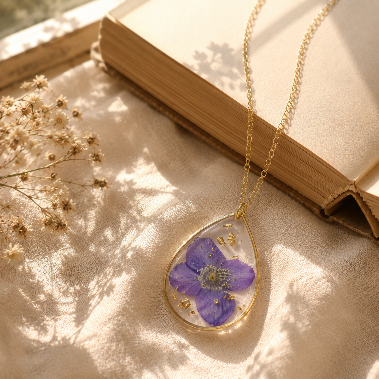 🌸 Birth Month Flower Necklace, Real Preserved Flower Teardrop Pendant with Gold Foil, Meaningful Floral Jewelry Gift for Women