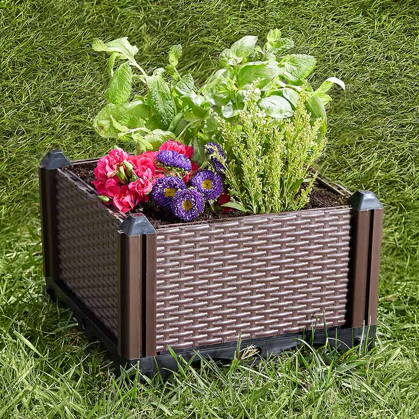 Planter Garden Plastic 12 Inch Raised Self Watering