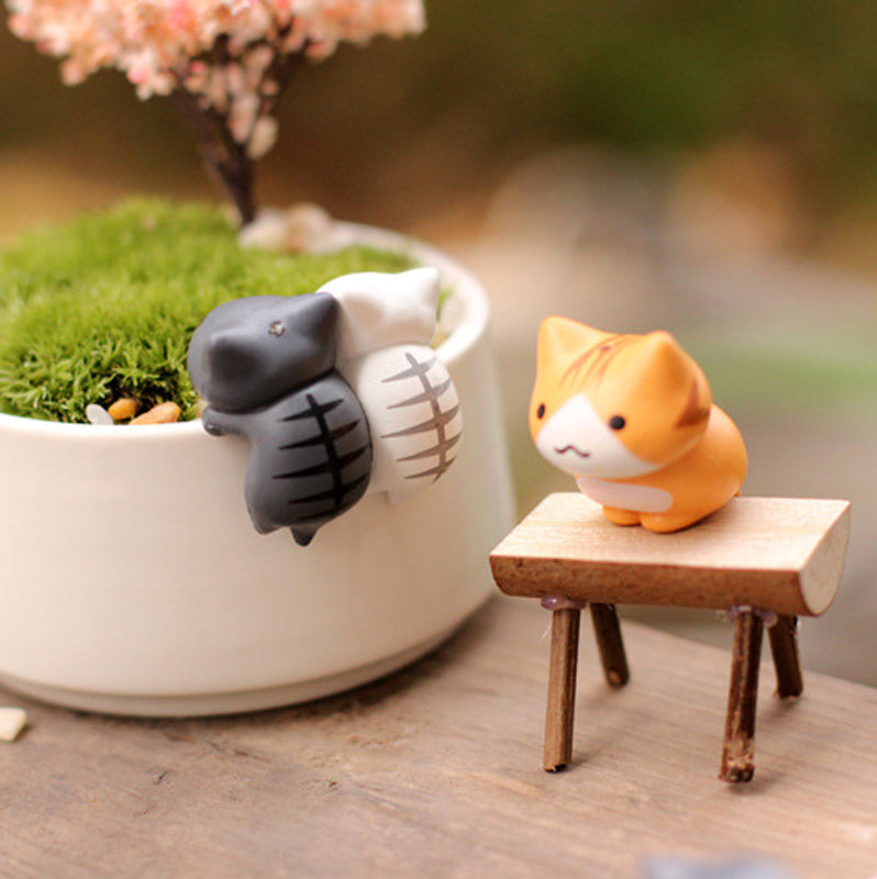 Miniature Cat Ornament