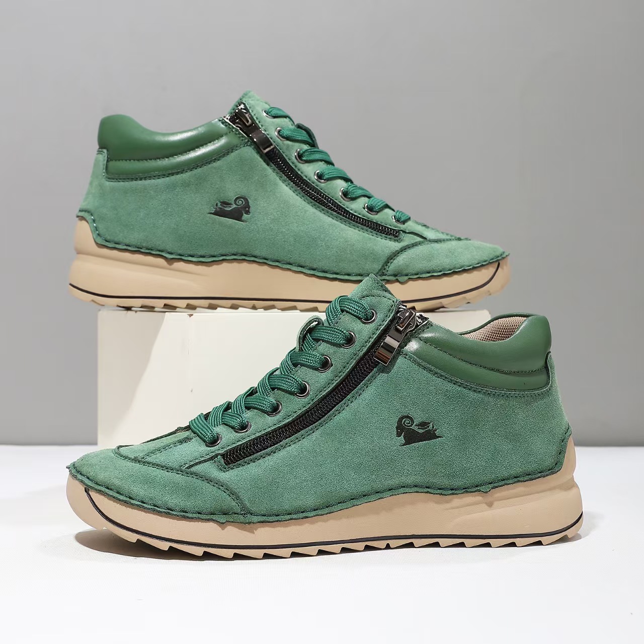 ⏰Promotion -45% OFF🔥TREKER®Women's Matte Leather Double Zip Mid Top Walking Shoes
