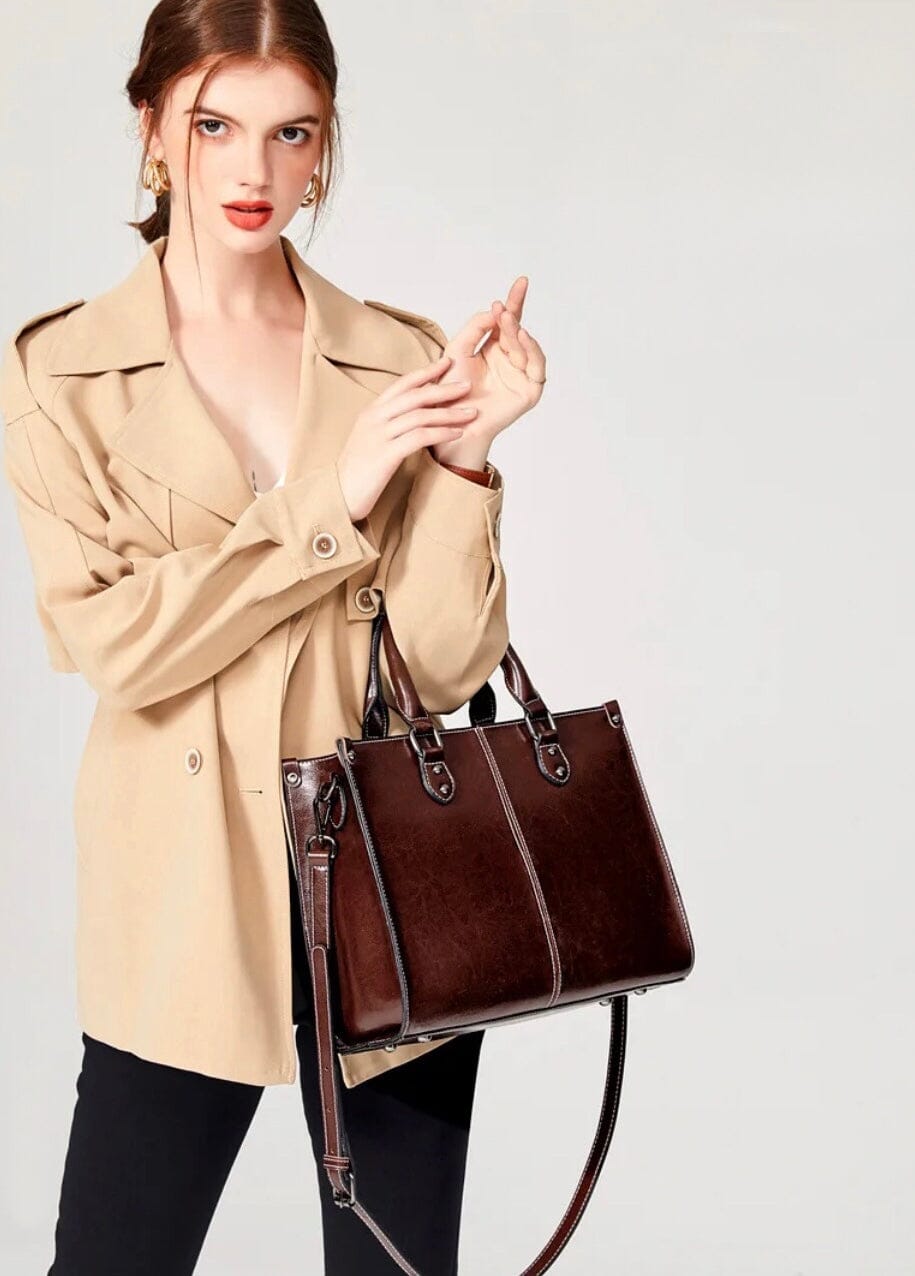 L’Essence Elegance Women's Leather Bag. Blue Wolf Store