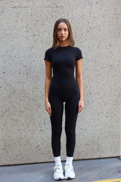 Basic Tshirt - Black
