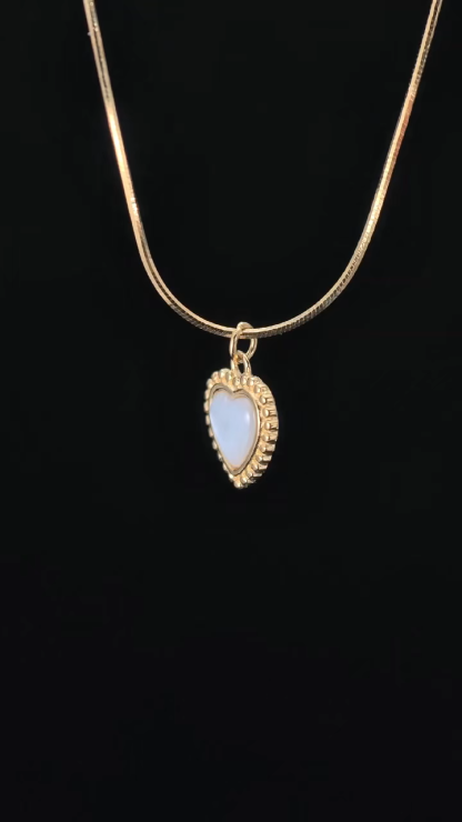 The Nacre Heart Necklace