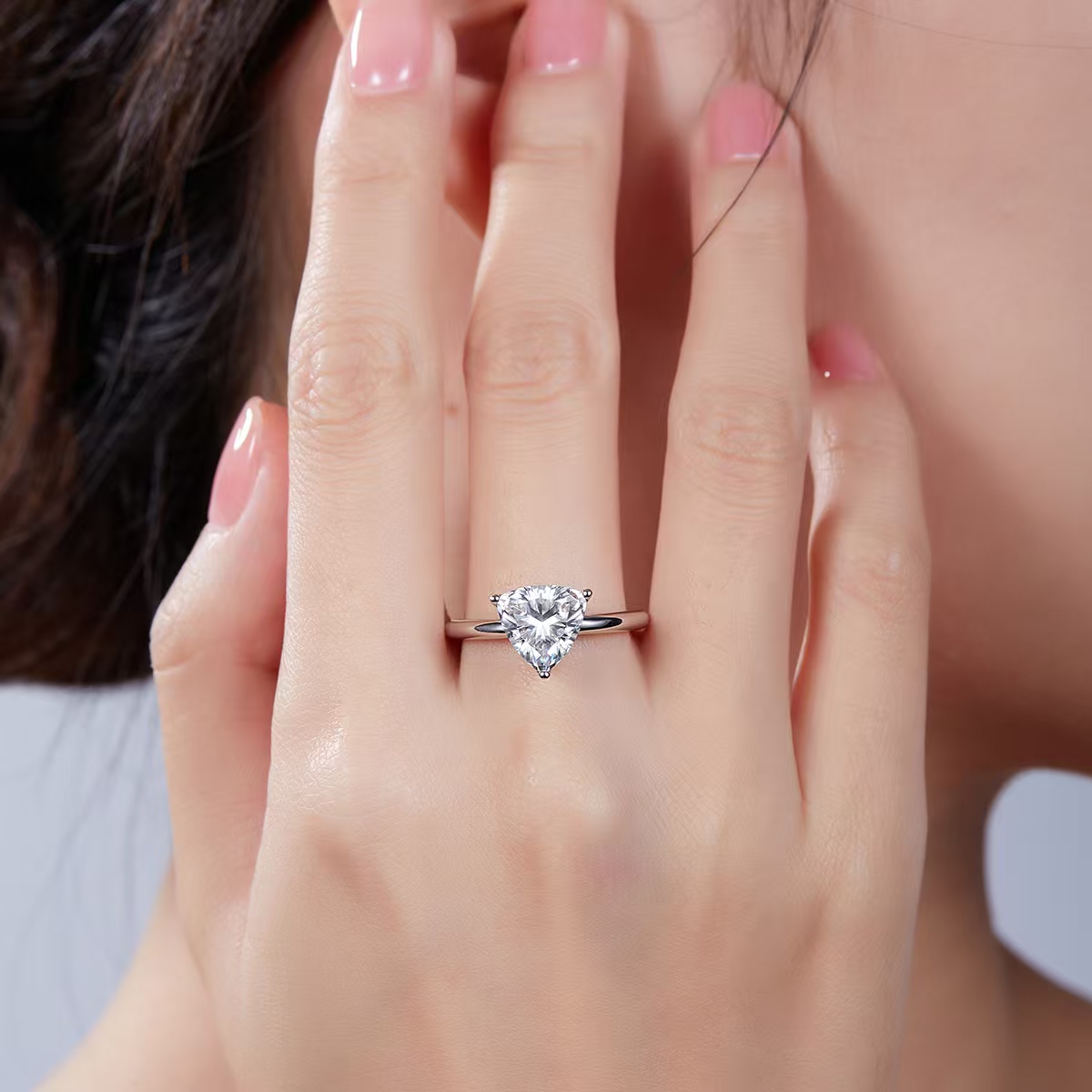 The Dewdrop Solitaire Ring
