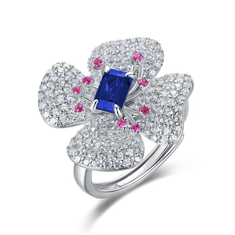The Emerald Bloom Ring