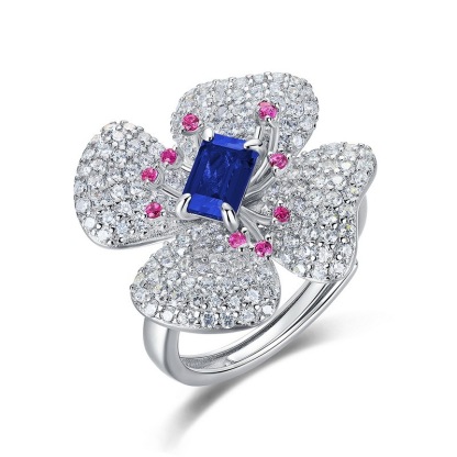 The Emerald Bloom Ring