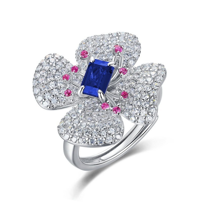 The Emerald Bloom Ring