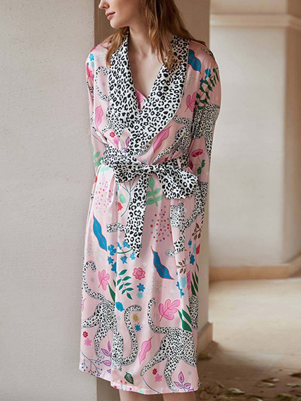Dressing Pink Snow Leopard Silk Robe Set-Massicos