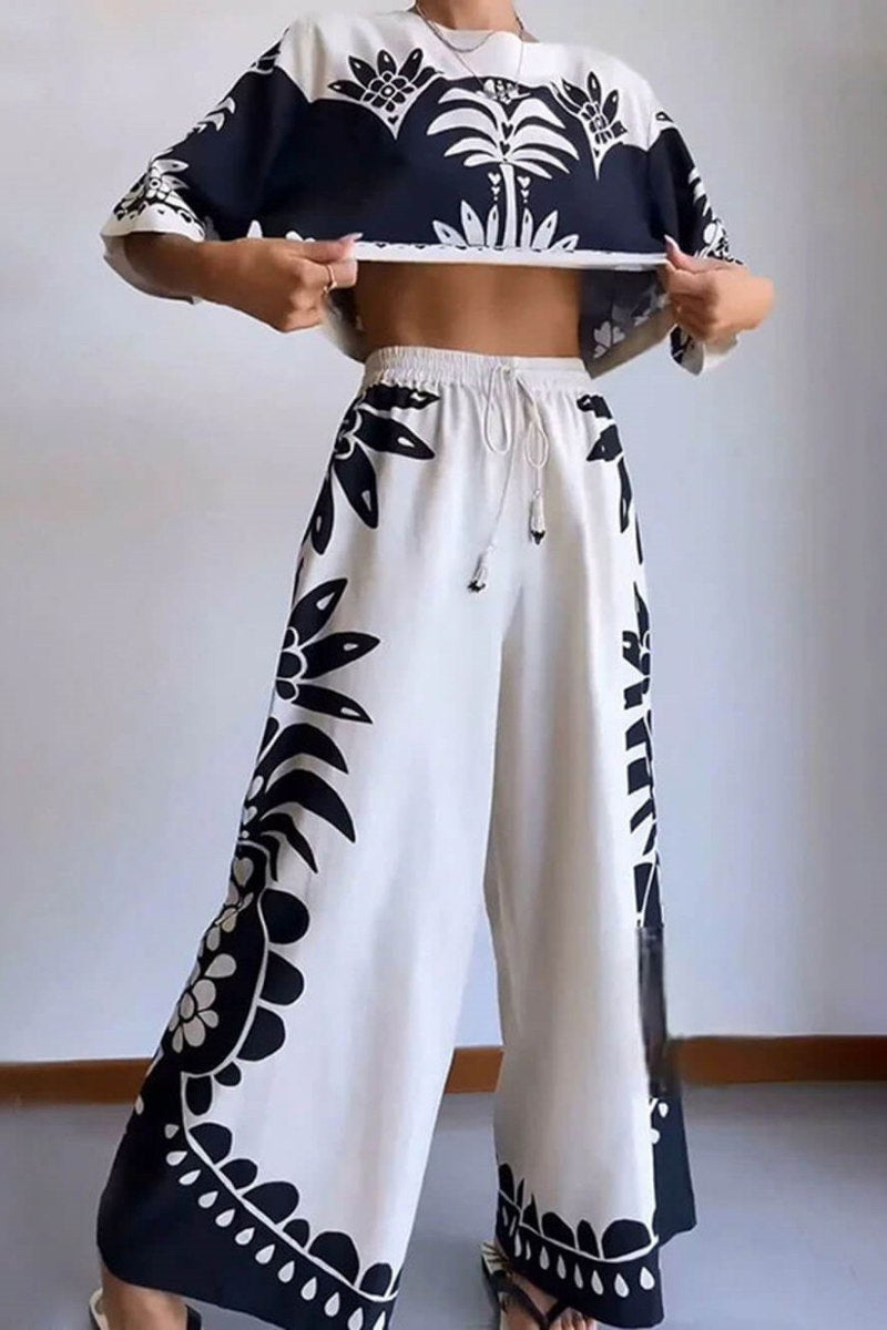 Ethnic Print Loose Short-Sleeved Suit-ROVOLE