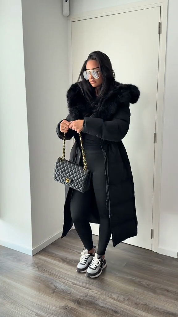 Black belted down jacket-Massicos