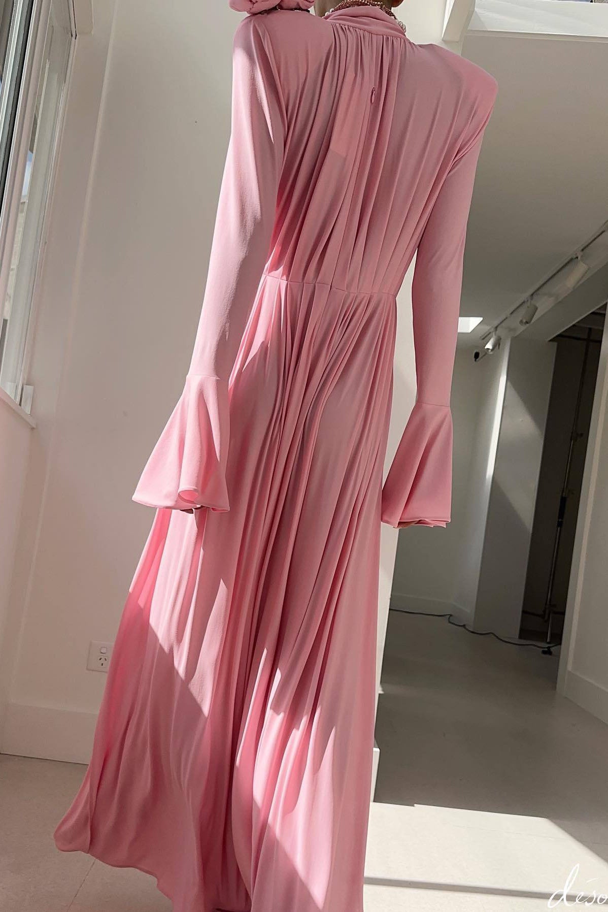 Luxury Vintage Cut-Out Deep V Halter 3D Floral Maxi Dress-ROVOLE