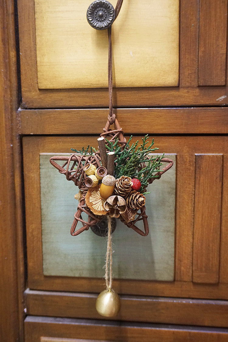 Christmas Decoration Pendant - Forest Pine Cone Bell Car Hanging-ROVOLE