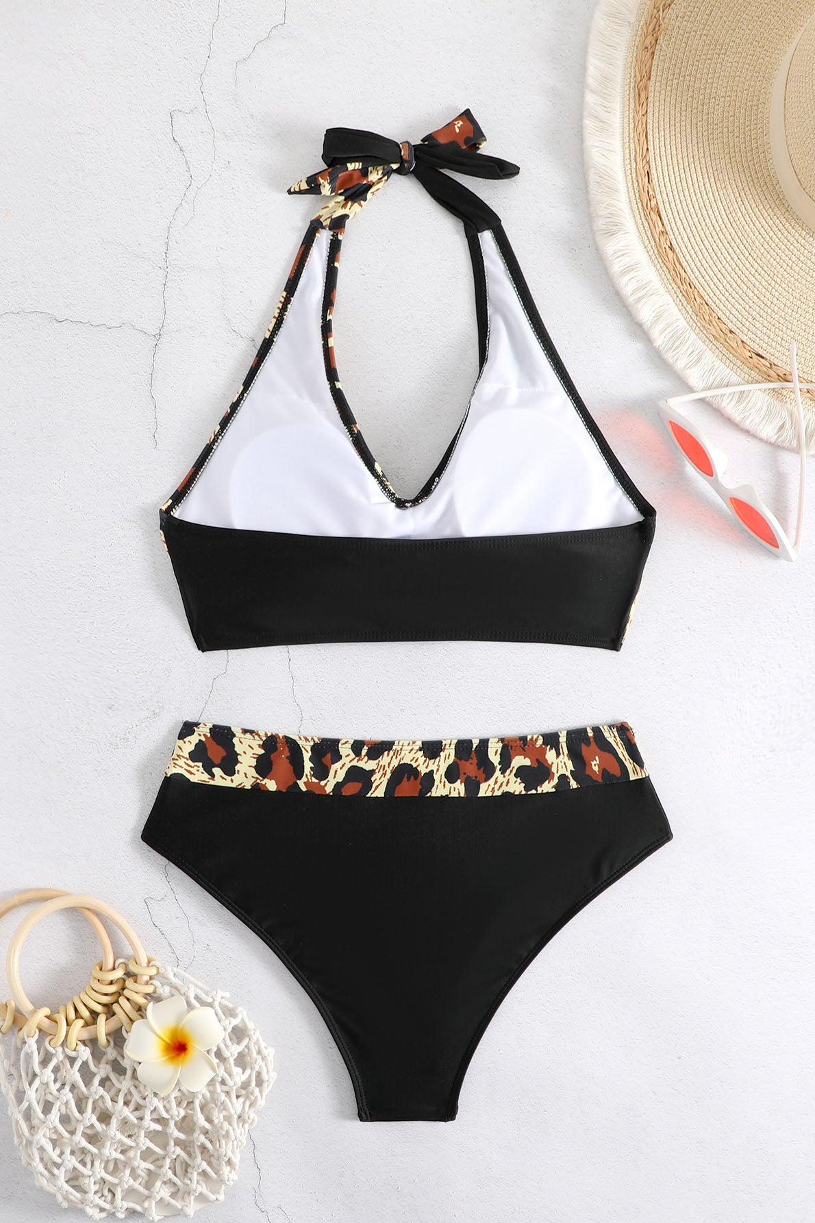 Colorblock Halter Bikini Swimwear-ROVOLE