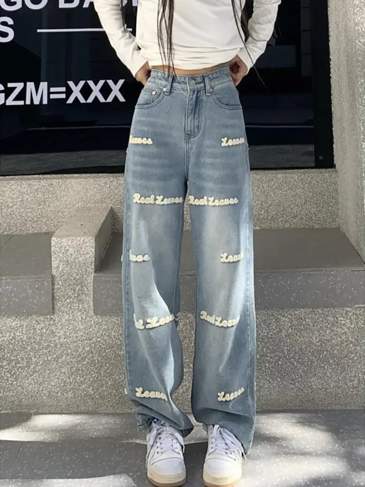 Embroidered High-Waist Jeans-Massicos