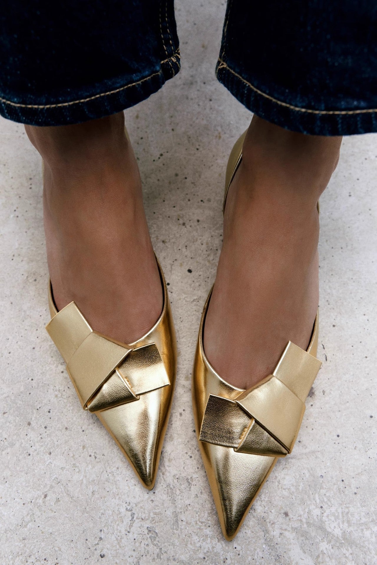 Bright Color Pointed Toe High Heels-ROVOLE