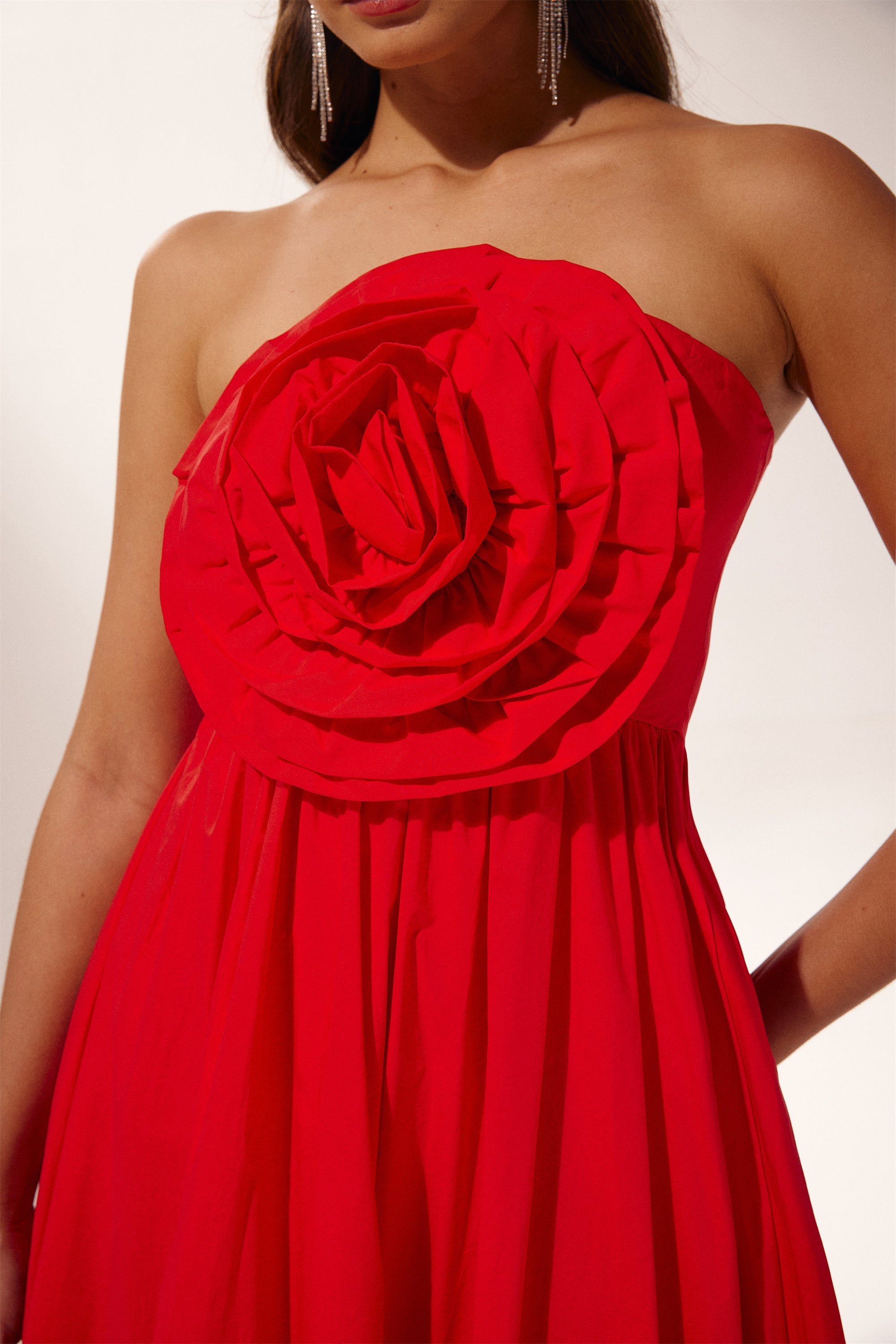 Frederica Flower Strapless Maxi Dress-ROVOLE