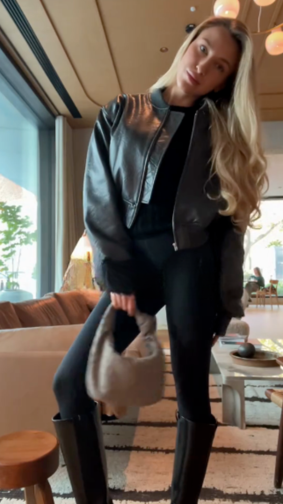 Black leather bomber jacket-Massicos