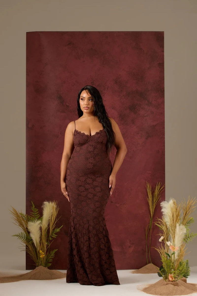 Leah Lace Maxi Dress-ROVOLE