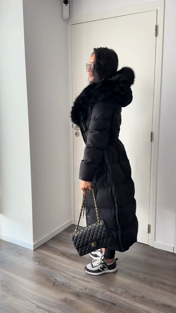 Black belted down jacket-Massicos