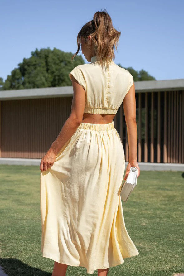 Cutout Waist Pocketed Vacation Midi Dress-ROVOLE