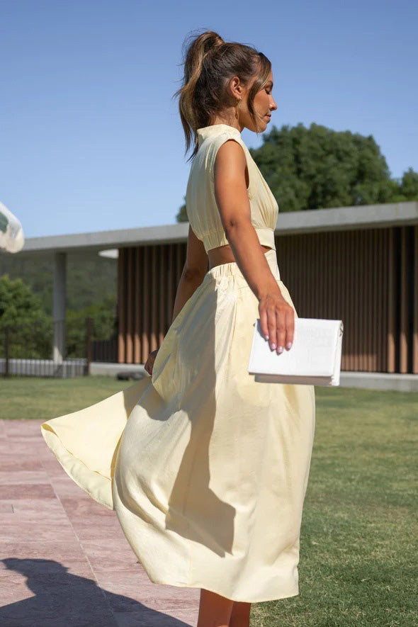 Cutout Waist Pocketed Vacation Midi Dress-ROVOLE