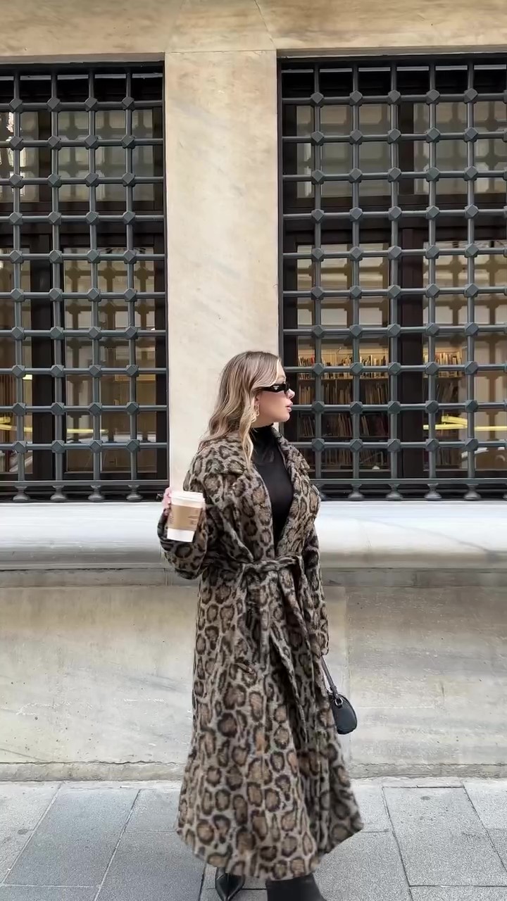Trafni Designer leopard print coat-Massicos
