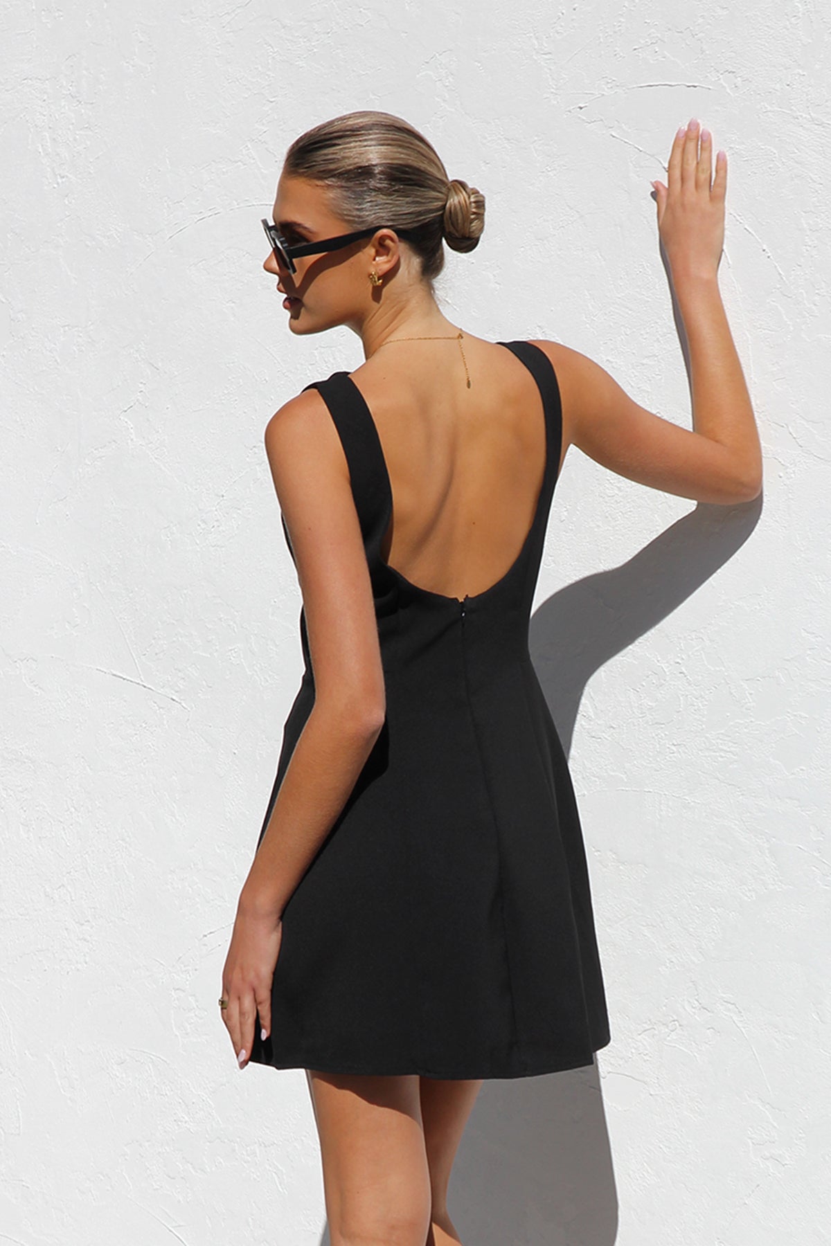 Kyrie Dress BLACK-ROVOLE