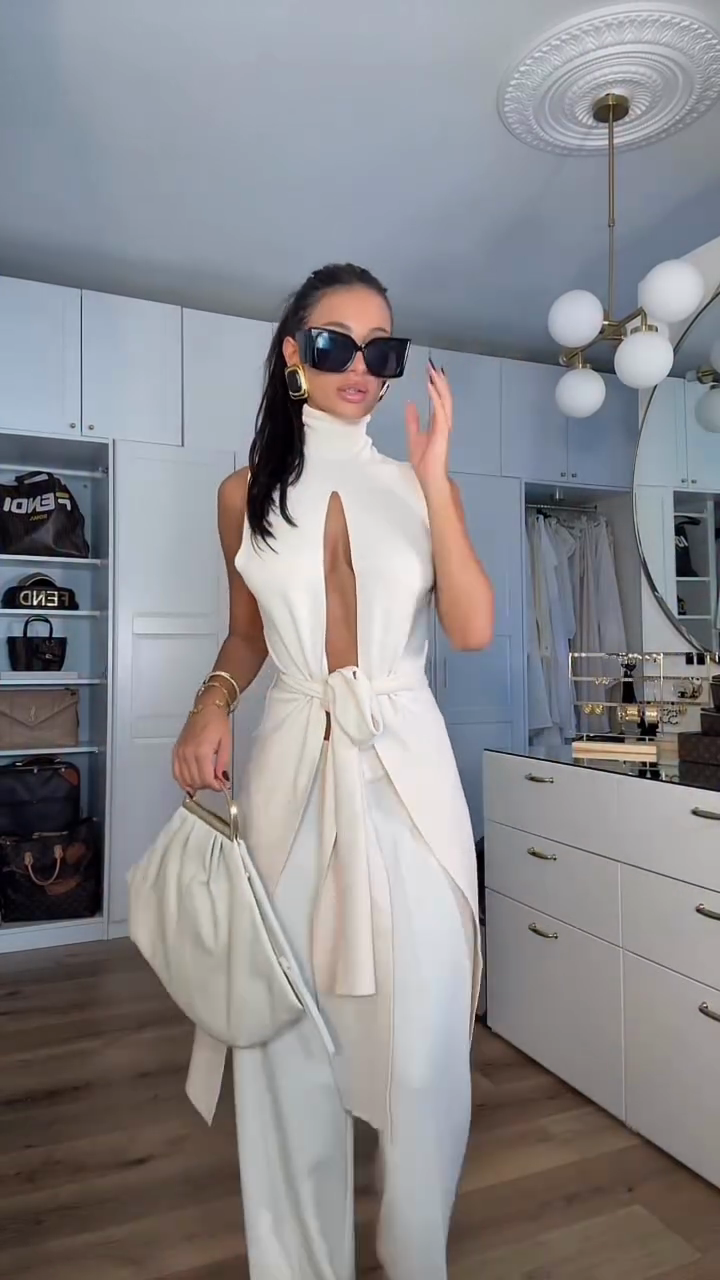 Sleeveless Tie  Waist  Set-Massicos