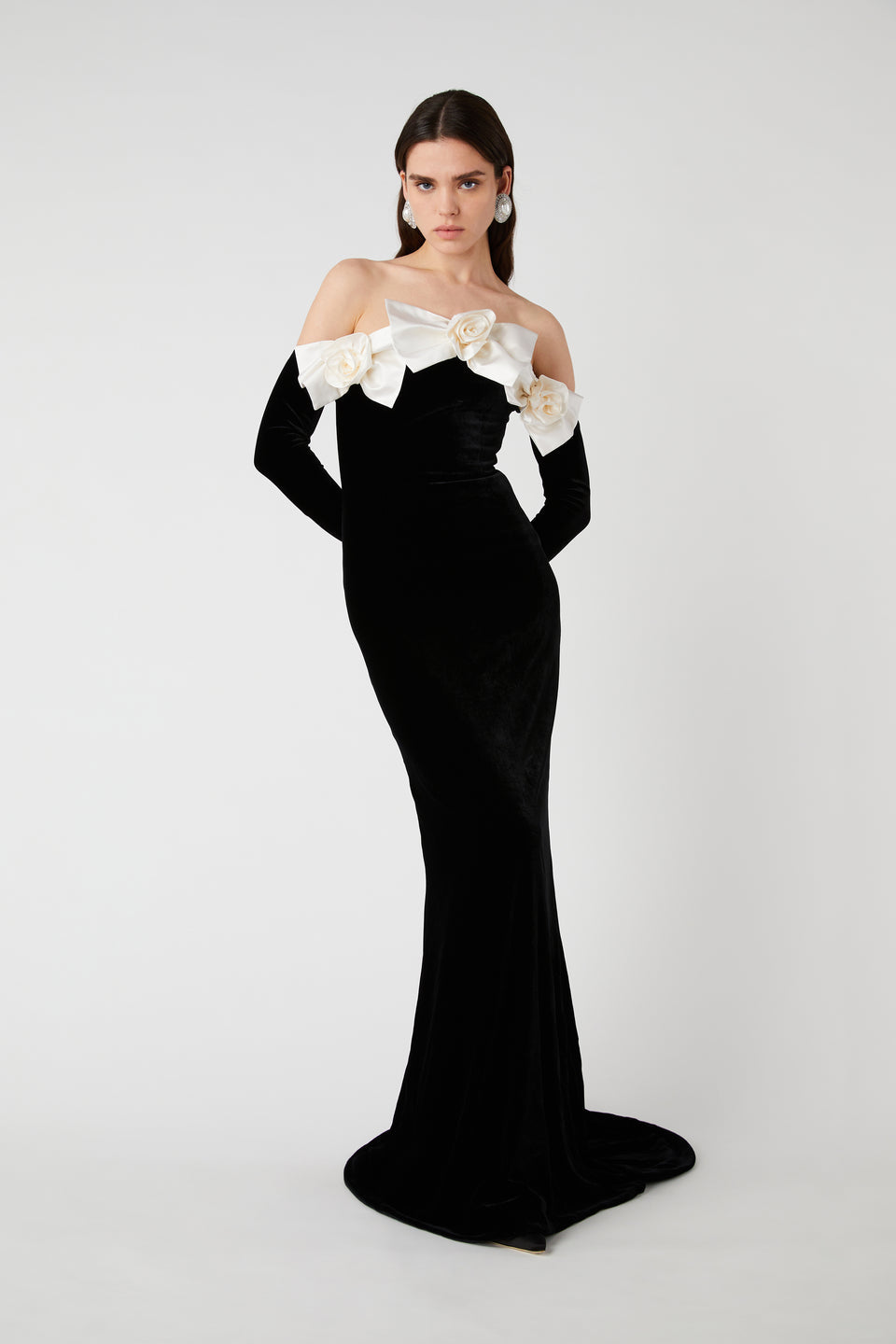 Lara Bowtie Off-shoulder Velvet Maxi Dress-ROVOLE