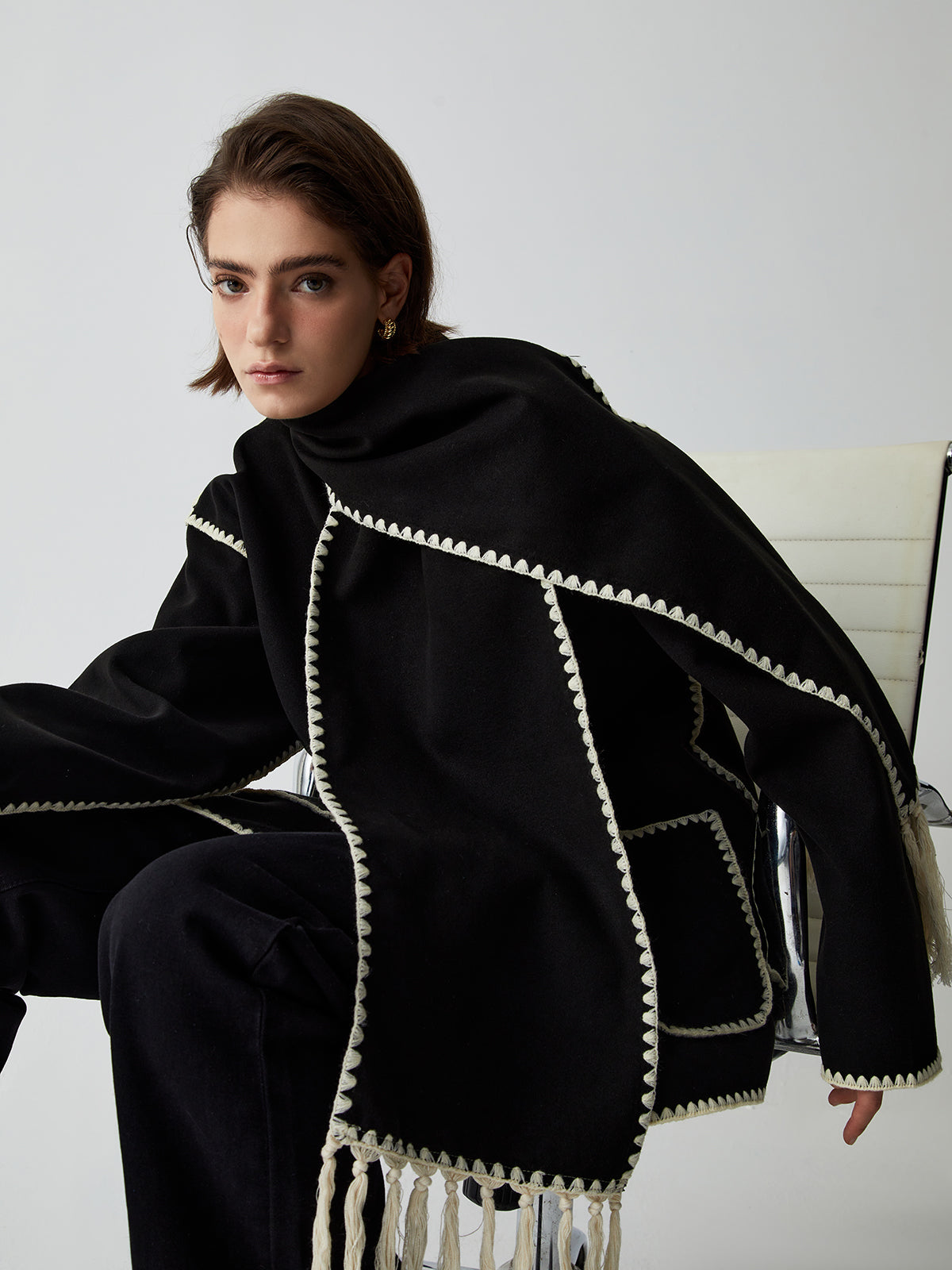 Contrast Trim Jacket With Matching Scarf-Massicos