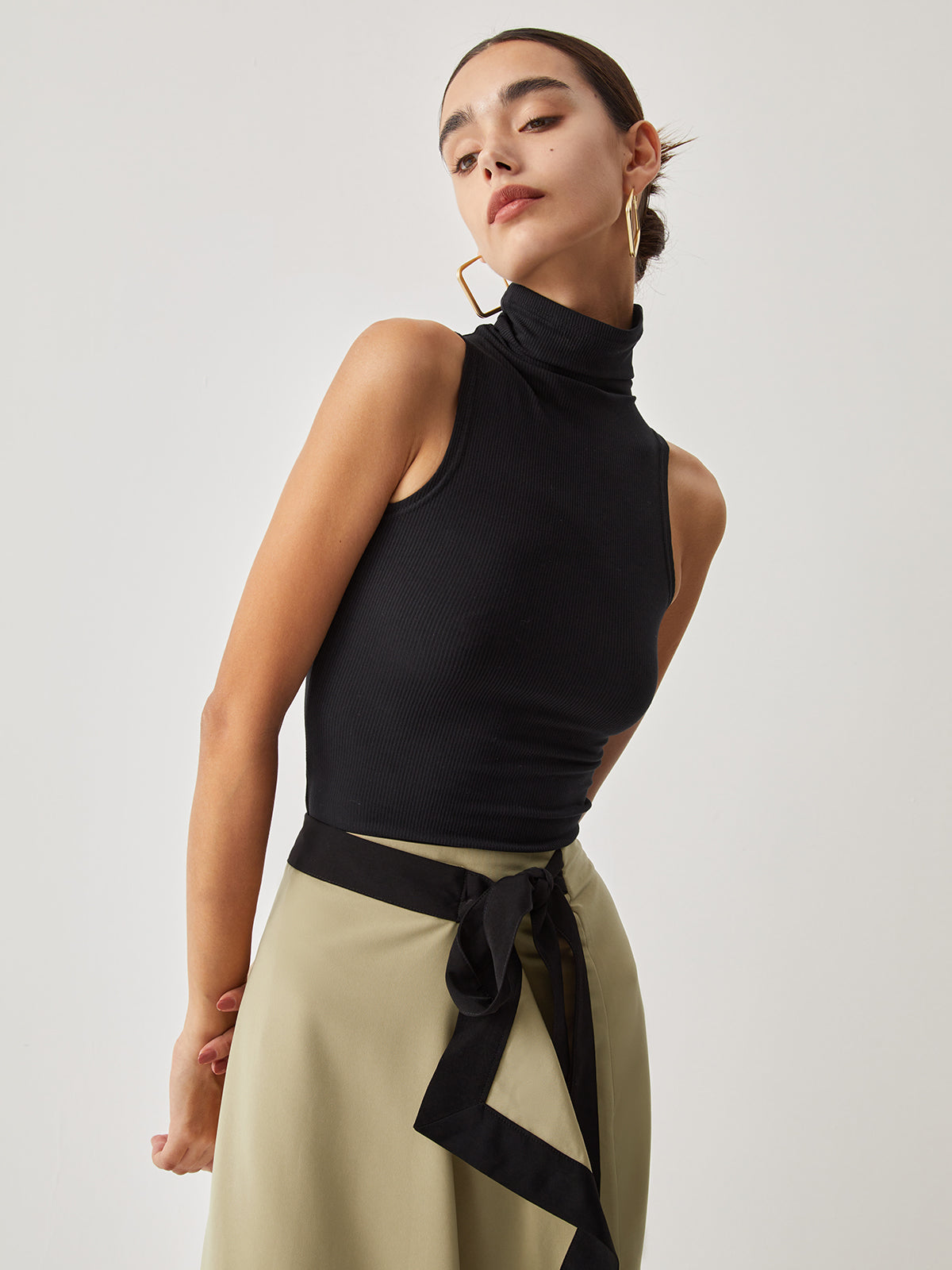Turtleneck Rib Top-Massicos