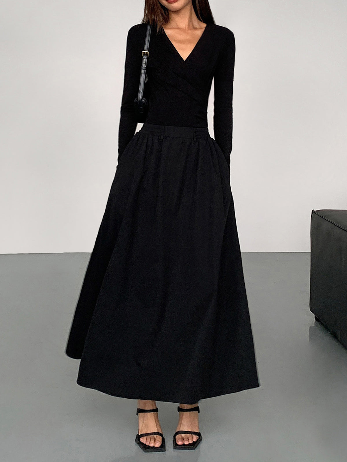 V-Neck Double Pockets Long Sleeve Long Dress-Massicos