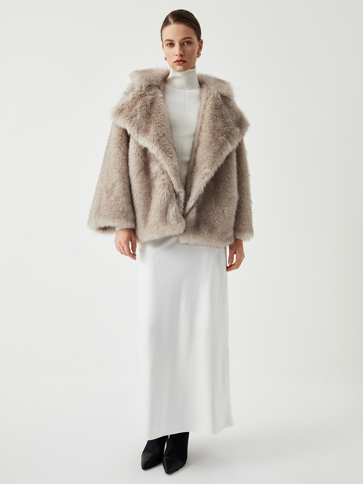 Oversized Collared Faux Fur Coat-Massicos