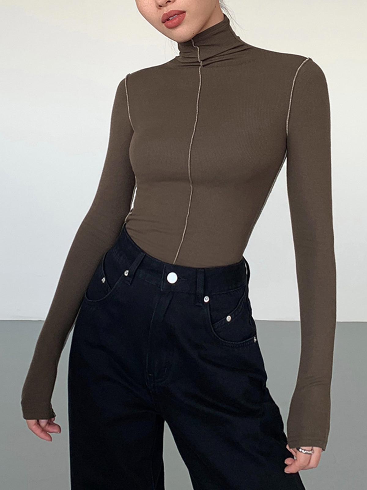 Slinky Turtleneck Contrast Trim Ribbed Knit Shirt-Massicos