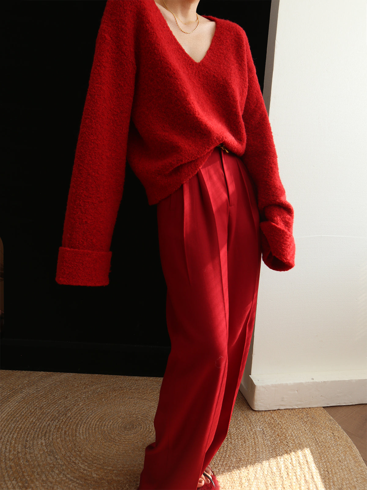 Middle Waist Pleated Tapered Pants-Massicos