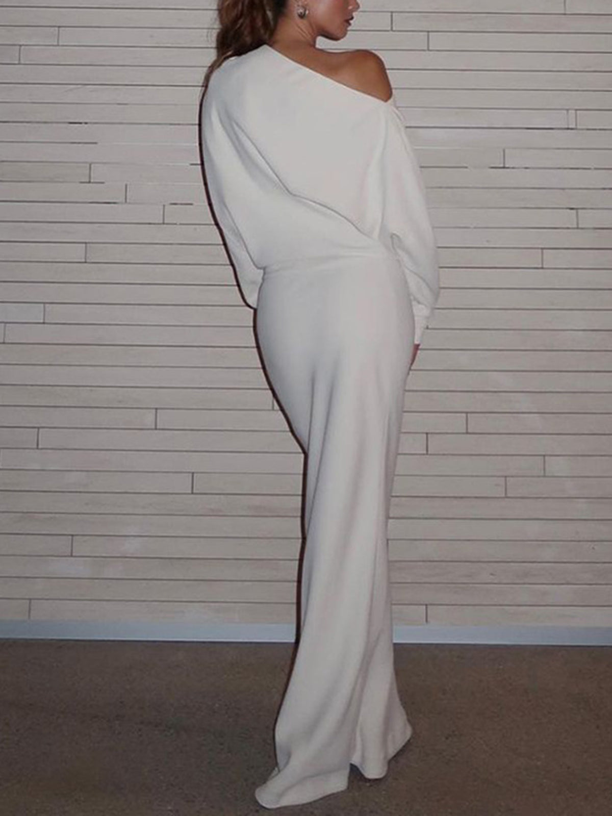 Asymmetrical Off Shoulder Solid Long Sleeve Maxi Dress-Massicos