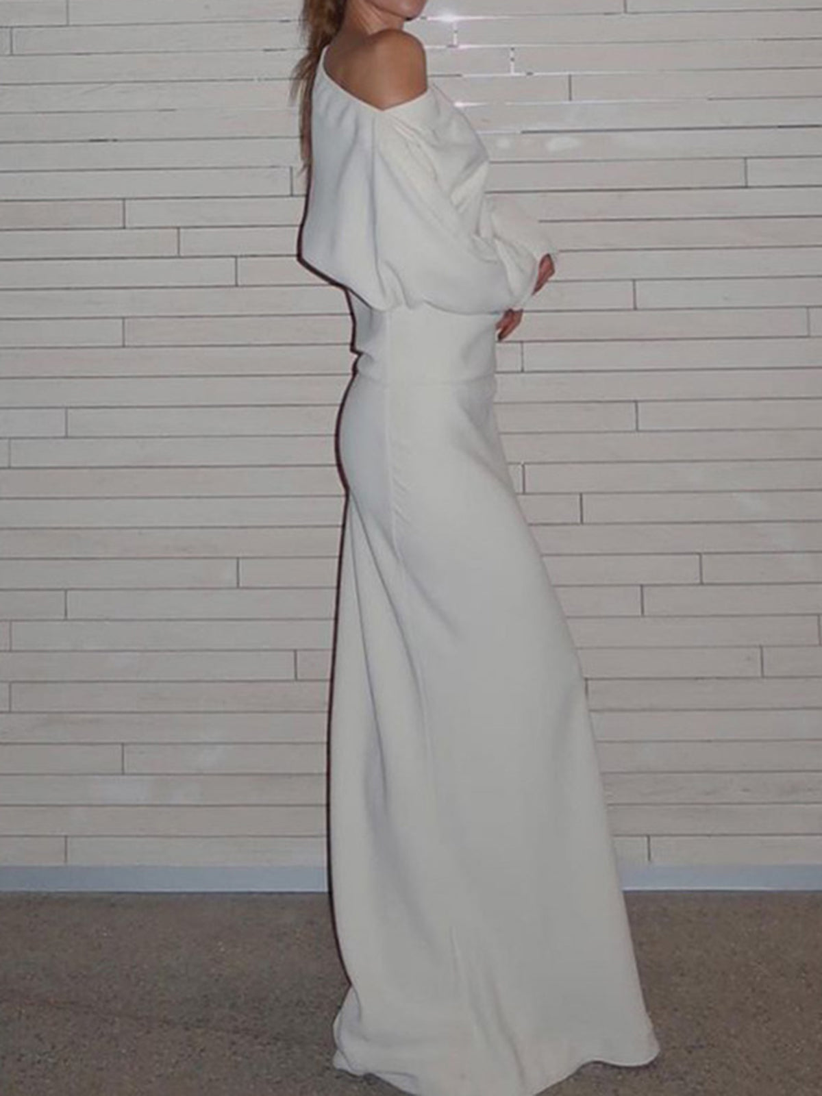 Asymmetrical Off Shoulder Solid Long Sleeve Maxi Dress-Massicos