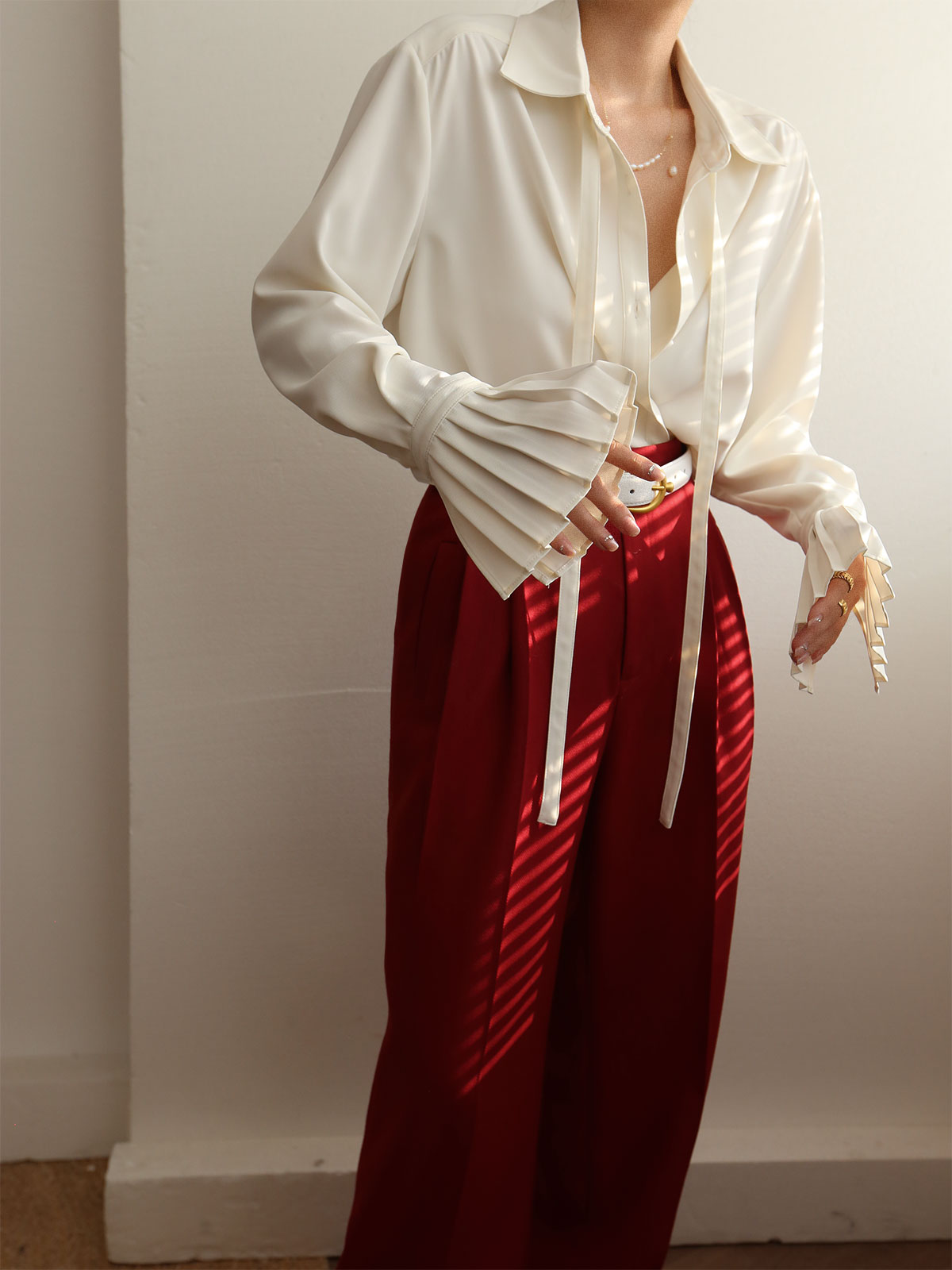Pleated Cuff Collar Tied Button Shirt-Massicos