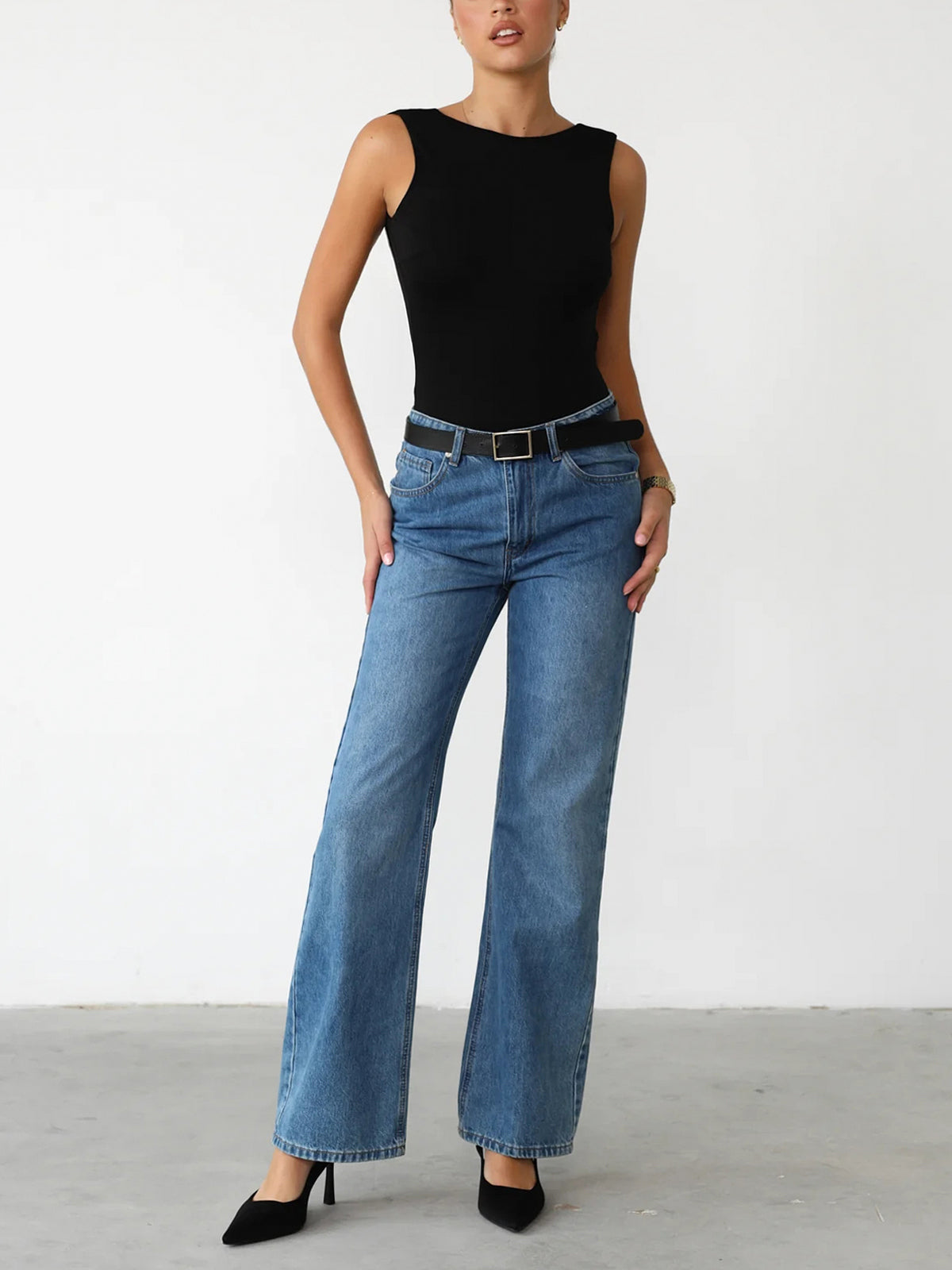 Slinky Open Back Sleeveless Bodysuit-Massicos