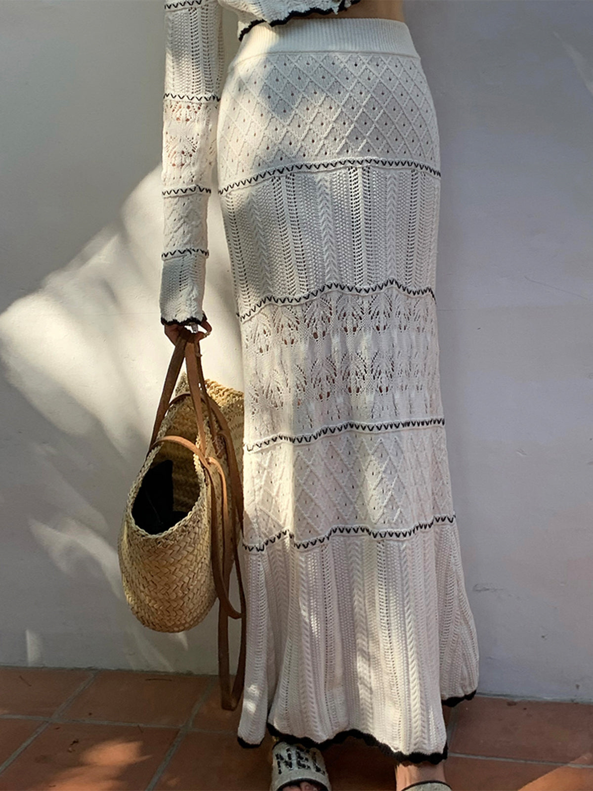 Contrast Binding Knit Maxi Skirt-Massicos
