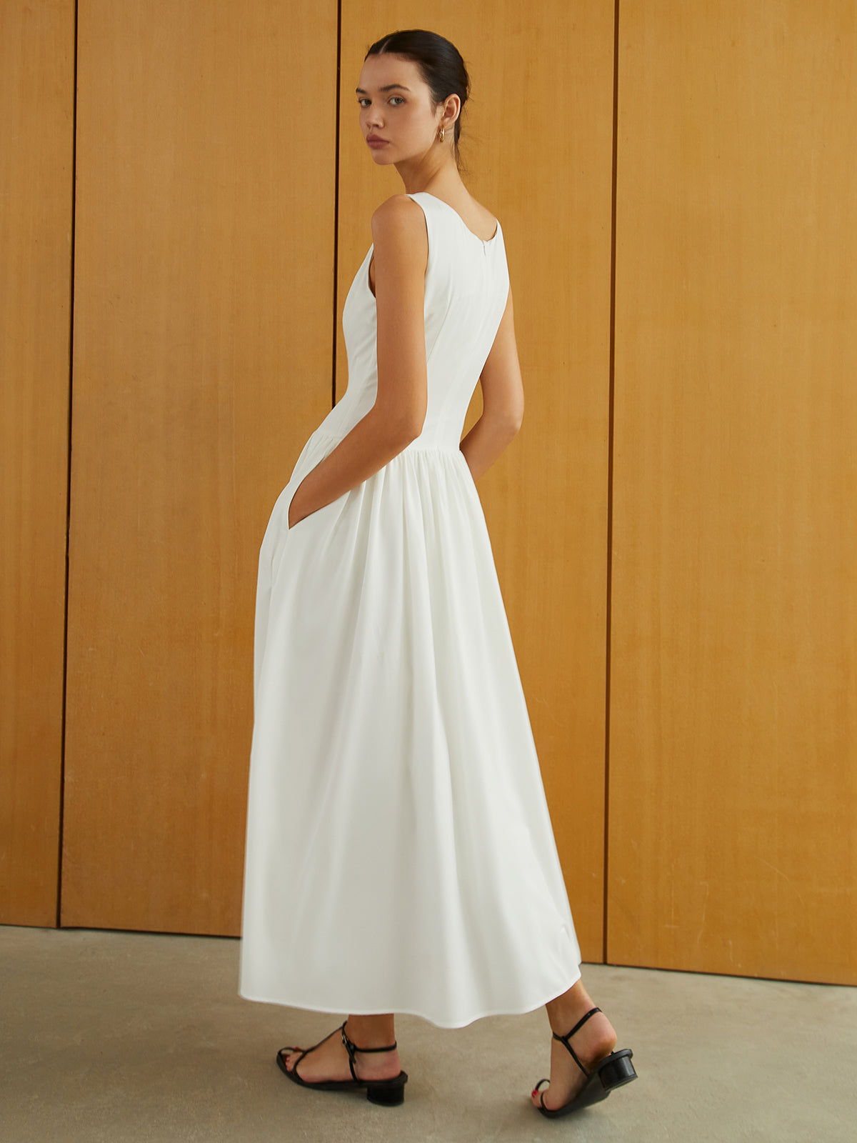 Button-Front Sleeveless Pockets Long Dress-Massicos